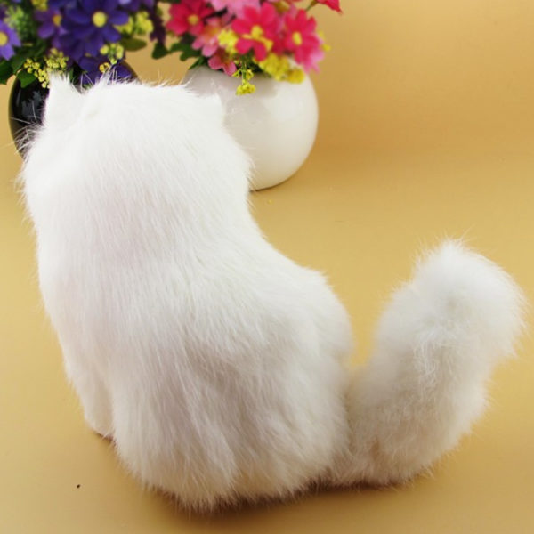 peluche chat réaliste de dos